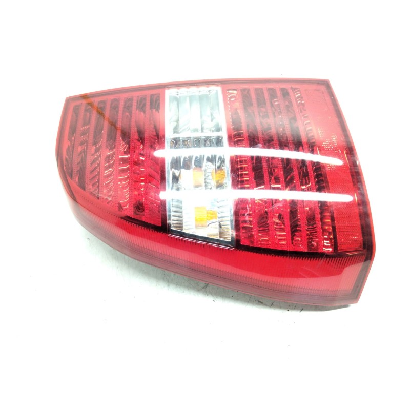 Recambio de piloto trasero izquierdo para kia sportage ii (je_, km) 2.0 crdi 4wd referencia OEM IAM   