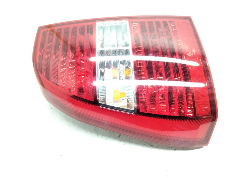 Recambio de piloto trasero izquierdo para kia sportage ii (je_, km) 2.0 crdi 4wd referencia OEM IAM   