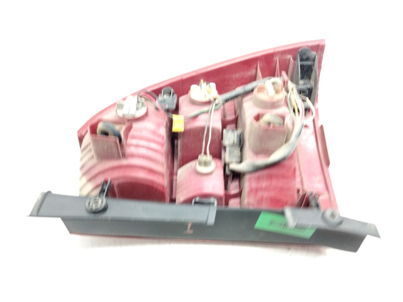 Recambio de piloto trasero izquierdo para kia sportage ii (je_, km) 2.0 crdi 4wd referencia OEM IAM   