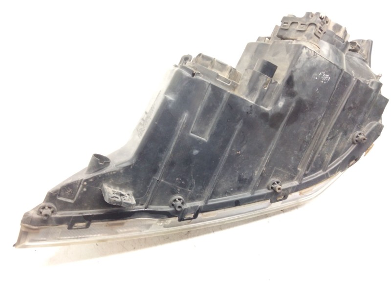 Recambio de faro derecho para ssangyong kyron 2.7 xdi 4x4 referencia OEM IAM   