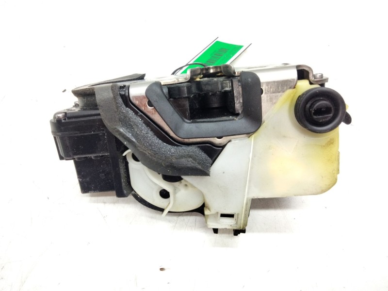 Recambio de cerradura puerta trasera derecha para chevrolet orlando ltz referencia OEM IAM 13579566  