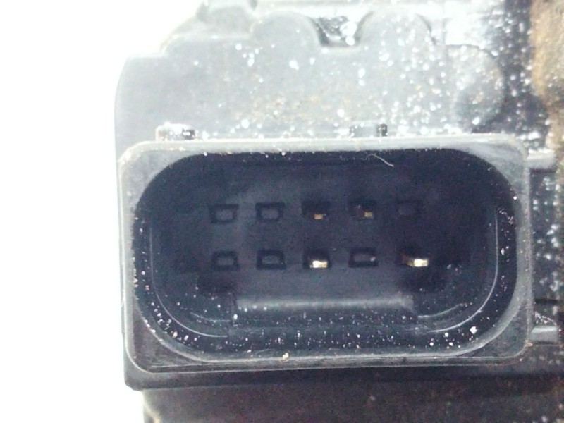 Recambio de cerradura puerta trasera derecha para chevrolet orlando ltz referencia OEM IAM 13579566  