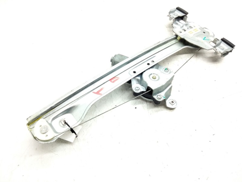 Recambio de elevalunas trasero derecho para chevrolet orlando ltz referencia OEM IAM 98810J3070  