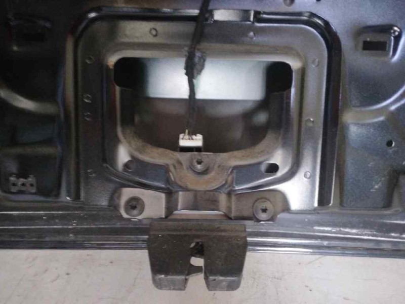 Recambio de porton trasero para ford c-max (ceu) titanium referencia OEM IAM 2060641  