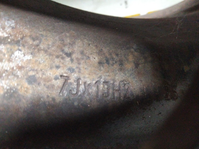 Recambio de llanta hierro para nissan terrano ii (r20) 2.7 tdi 4wd referencia OEM IAM 2151040  