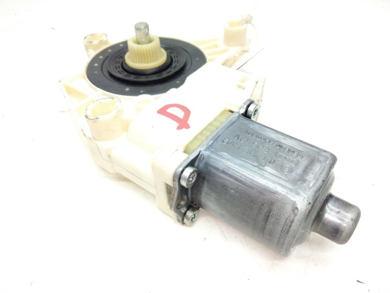 Recambio de motor elevalunas delantero derecho para mercedes-benz clase e (w212) e 350 cdi (212.023) referencia OEM IAM A2048200
