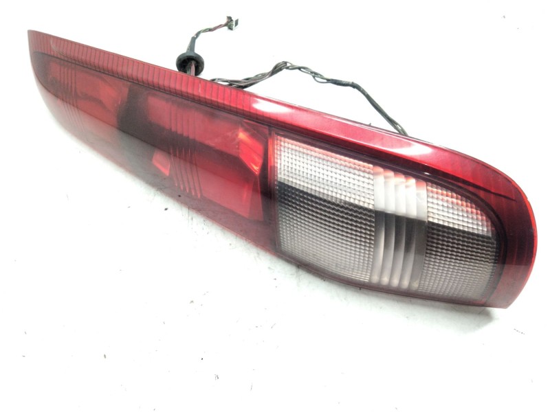 Recambio de piloto trasero derecho para nissan x-trail i (t30) 2.2 dci referencia OEM IAM   