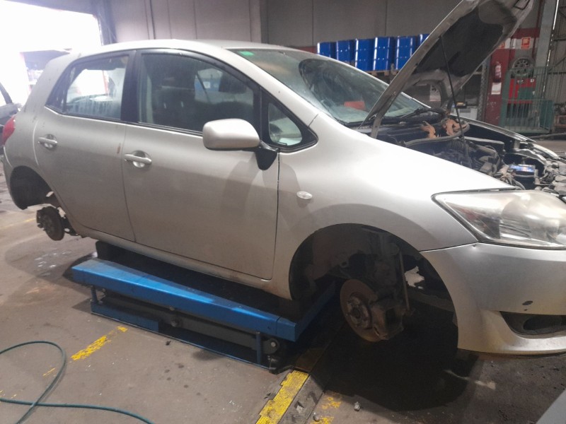 toyota auris (_e15_) del año 2007