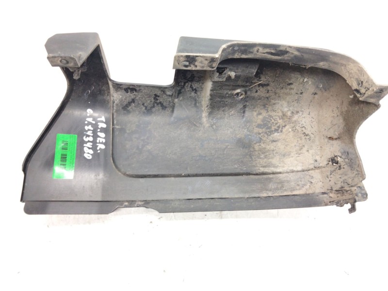 Recambio de puntera paragolpes trasera derecha para iveco daily vi furgón 33s16, 35s16, 35c16, 40c16, 50c16 referencia OEM IAM 5