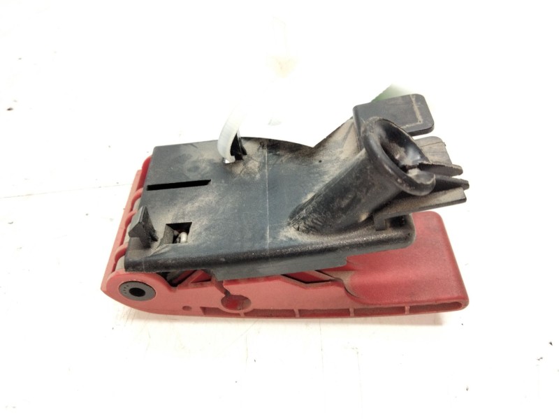 Recambio de tirador capot para mercedes-benz clase e (w212) e 350 cdi (212.023) referencia OEM IAM A2048800020  