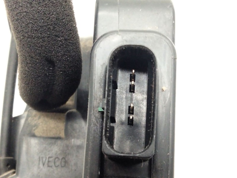 Recambio de cerradura puerta delantera derecha para iveco daily vi furgón 33s16, 35s16, 35c16, 40c16, 50c16 referencia OEM IAM 5