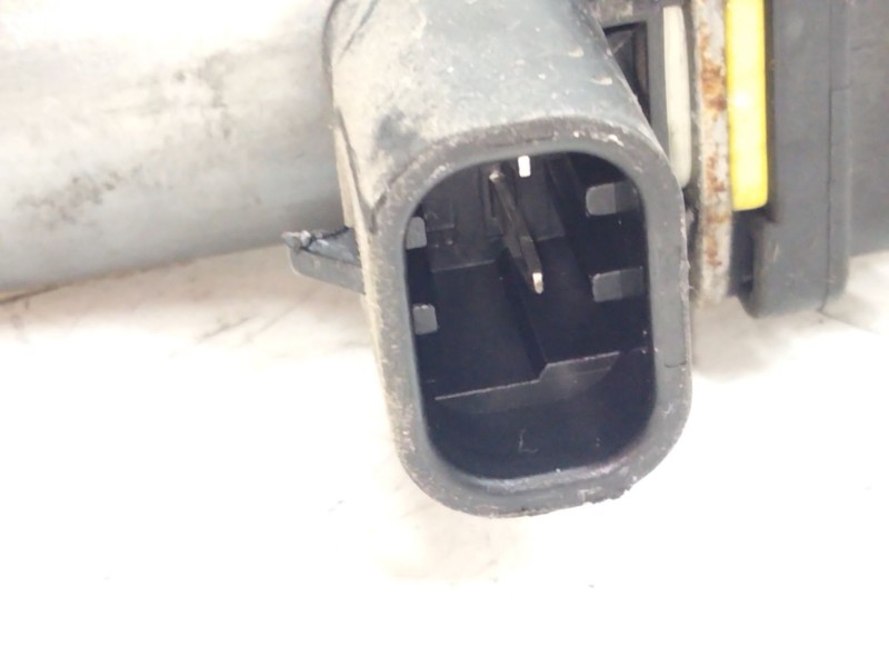 Recambio de elevalunas delantero derecho para iveco daily vi furgón 33s16, 35s16, 35c16, 40c16, 50c16 referencia OEM IAM 4005171