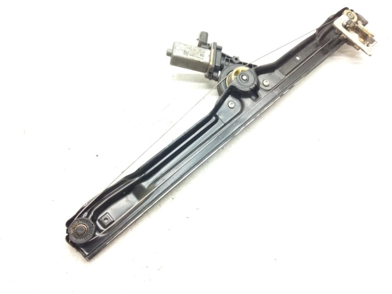 Recambio de elevalunas delantero derecho para iveco daily vi furgón 33s16, 35s16, 35c16, 40c16, 50c16 referencia OEM IAM 4005171