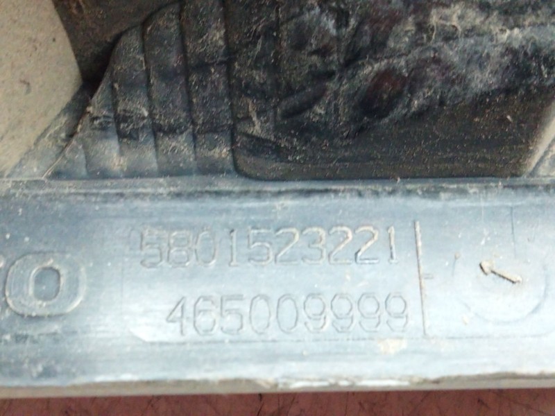 Recambio de piloto trasero derecho para iveco daily vi furgón 33s16, 35s16, 35c16, 40c16, 50c16 referencia OEM IAM 5801523221  