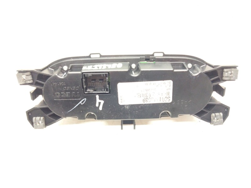 Recambio de mando climatizador para iveco daily vi furgón 33s16, 35s16, 35c16, 40c16, 50c16 referencia OEM IAM 5801640589  