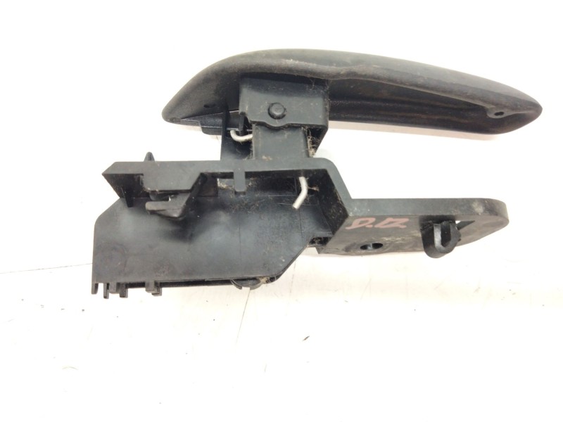 Recambio de maneta interior delantera izquierda para iveco daily vi furgón 33s16, 35s16, 35c16, 40c16, 50c16 referencia OEM IAM 