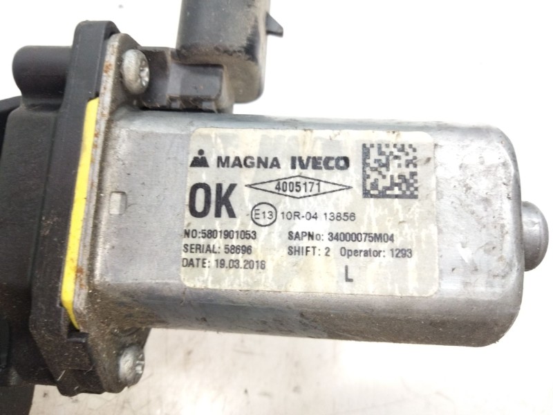 Recambio de elevalunas delantero izquierdo para iveco daily vi furgón 33s16, 35s16, 35c16, 40c16, 50c16 referencia OEM IAM   