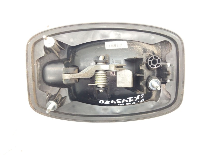 Recambio de maneta exterior delantera derecha para iveco daily vi furgón 33s16, 35s16, 35c16, 40c16, 50c16 referencia OEM IAM   