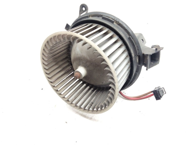 Recambio de motor calefaccion para mercedes-benz clase e (w212) e 350 cdi (212.023) referencia OEM IAM V7771001  