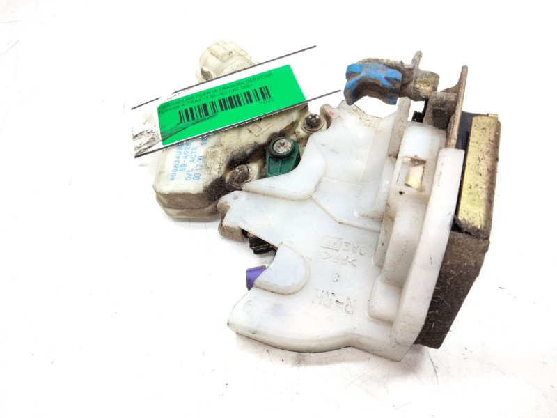 Recambio de cerradura puerta trasera derecha para nissan x-trail (t30) dci cat referencia OEM IAM   
