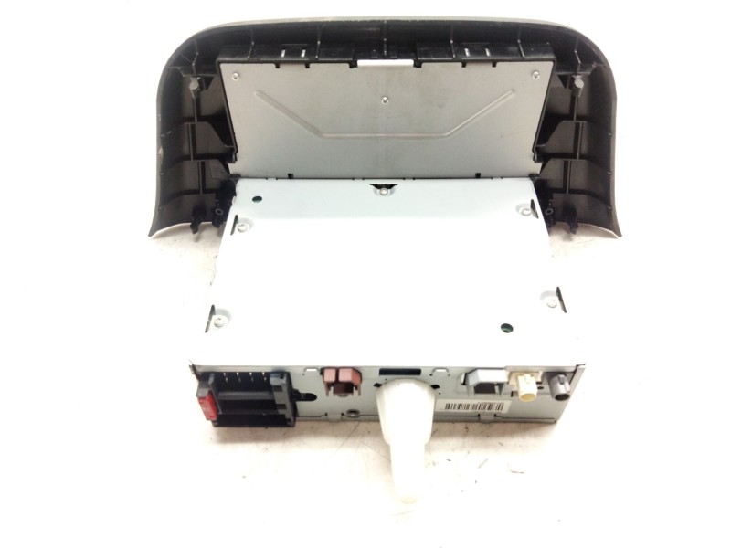 Recambio de sistema audio / radio cd para iveco daily vi furgón 33s16, 35s16, 35c16, 40c16, 50c16 referencia OEM IAM   