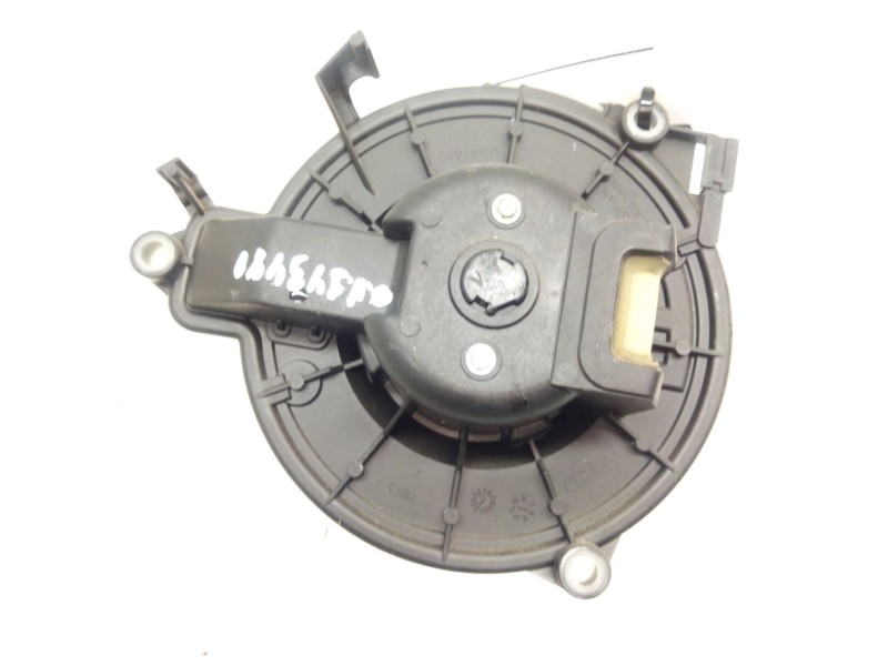 Recambio de motor calefaccion para iveco daily vi furgón 33s16, 35s16, 35c16, 40c16, 50c16 referencia OEM IAM   