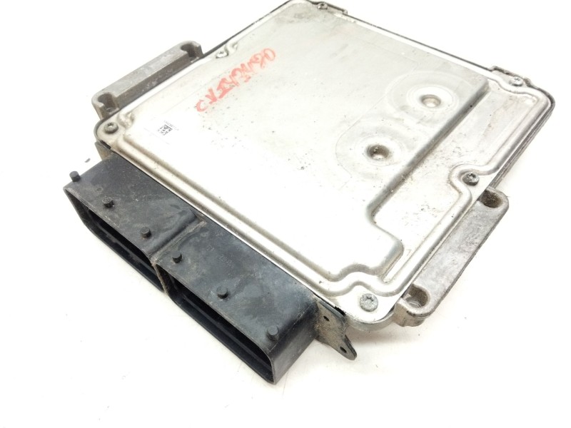 Recambio de centralita motor uce para iveco daily vi furgón 33s16, 35s16, 35c16, 40c16, 50c16 referencia OEM IAM   