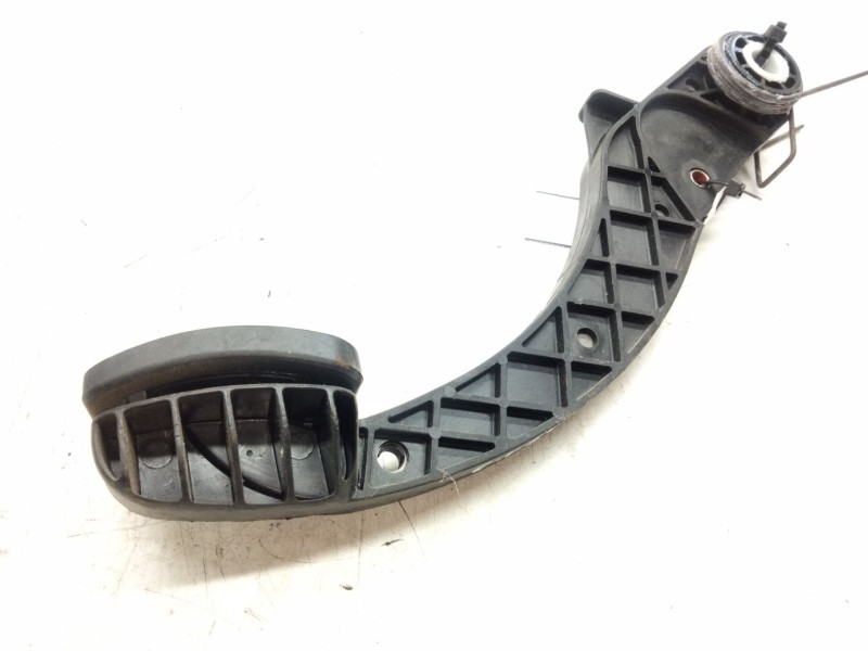 Recambio de pedal freno para iveco daily vi furgón 33s16, 35s16, 35c16, 40c16, 50c16 referencia OEM IAM   