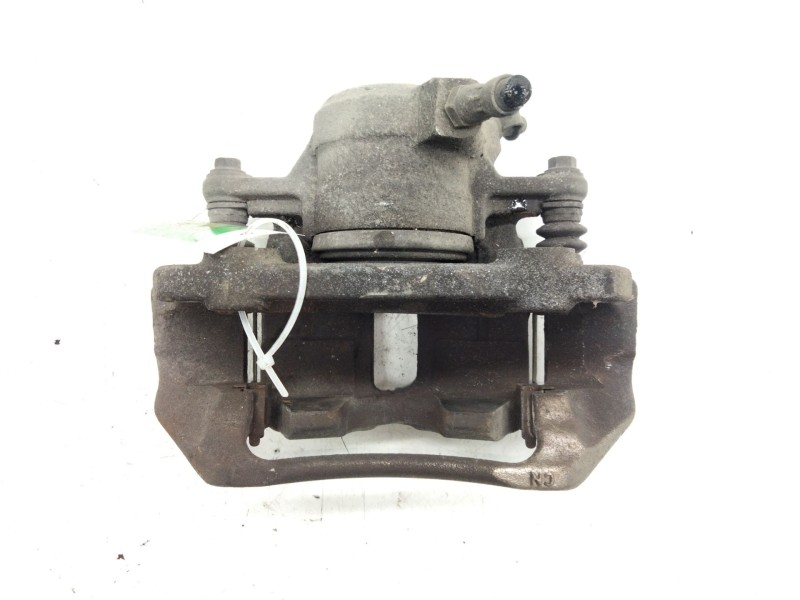 Recambio de pinza freno delantera izquierda para mercedes-benz clase clk (w209) coupe 270 cdi (209.316) referencia OEM IAM 68697