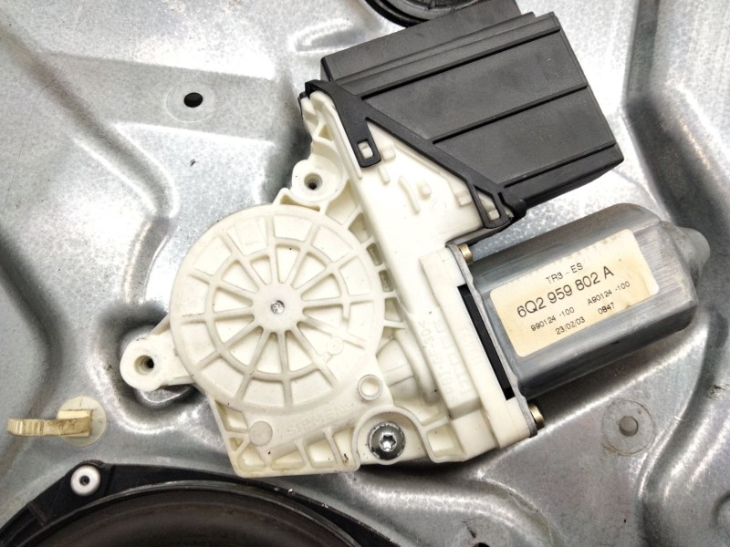 Recambio de elevalunas delantero izquierdo para seat cordoba (6l2) 1.4 16v referencia OEM IAM 6L4837751AG  