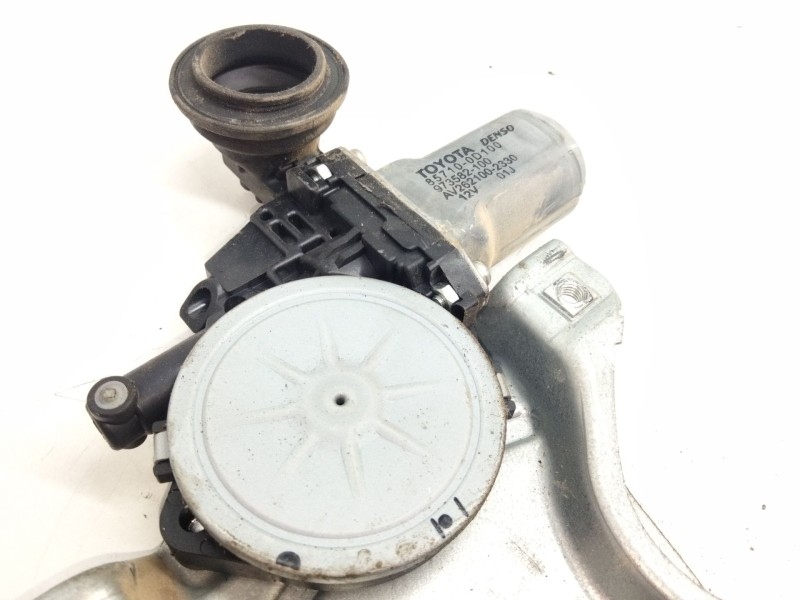 Recambio de elevalunas delantero derecho para toyota auris (_e15_) 2.0 d-4d (ade150_) referencia OEM IAM 857100D100  