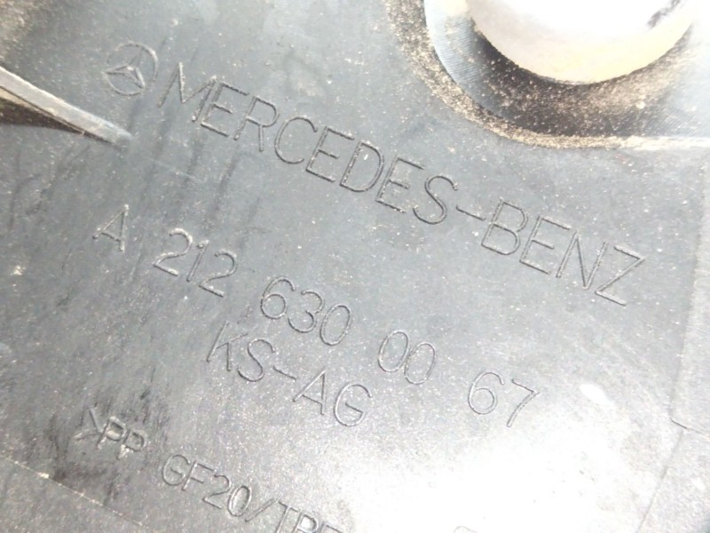 Recambio de tapa exterior combustible para mercedes-benz clase e (w212) e 350 cdi (212.023) referencia OEM IAM A2126300067  