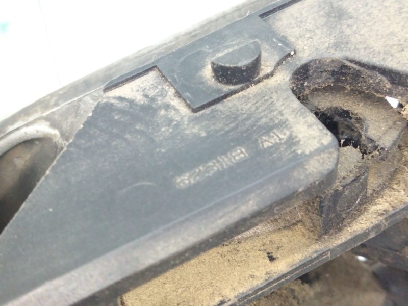 Recambio de maneta interior delantera izquierda para toyota auris (_e15_) 2.0 d-4d (ade150_) referencia OEM IAM 62318  