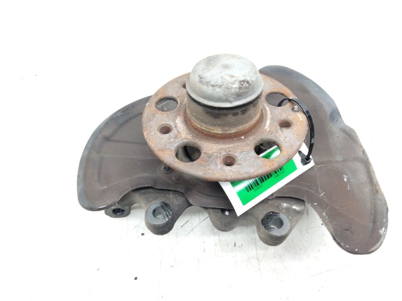 Recambio de mangueta delantera izquierda para mercedes-benz clase clk (w209) coupe 270 cdi (209.316) referencia OEM IAM 20901  