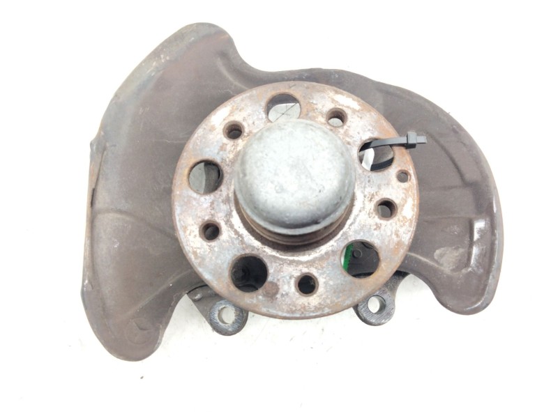 Recambio de mangueta delantera derecha para mercedes-benz clase clk (w209) coupe 270 cdi (209.316) referencia OEM IAM 203002  