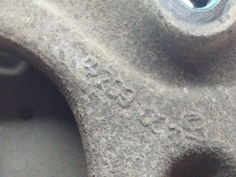 Recambio de mangueta delantera derecha para mercedes-benz clase clk (w209) coupe 270 cdi (209.316) referencia OEM IAM 203002  