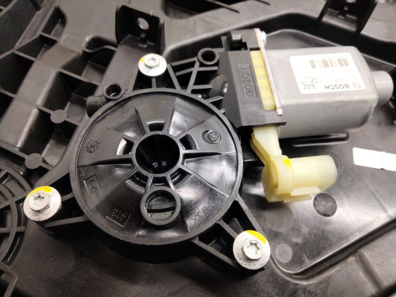 Recambio de elevalunas delantero izquierdo para kia ceed (cd) 1.6 crdi 136 referencia OEM IAM 82470J7000  