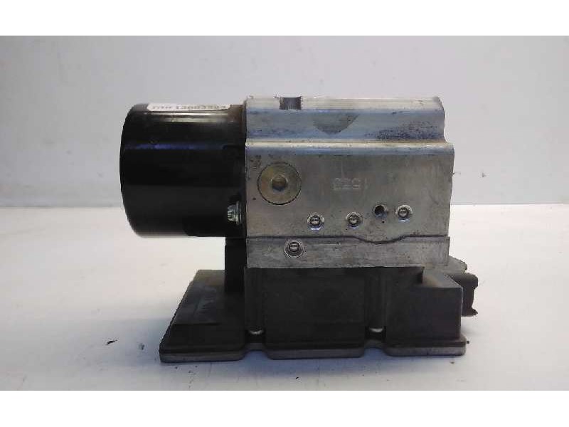Recambio de centralita abs para renault trafic referencia OEM IAM 8200036719 DEFECTUOSO 