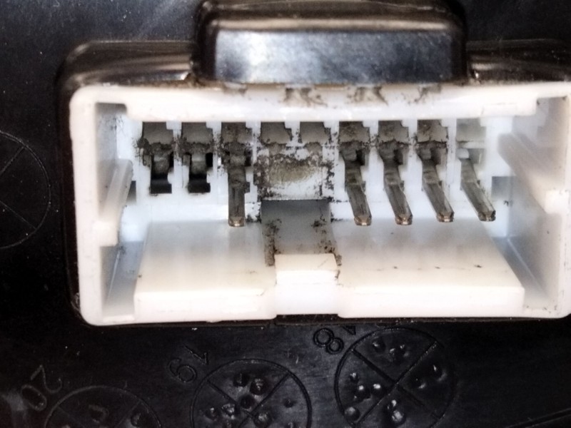 Recambio de retrovisor izquierdo para kia ceed (cd) 1.6 crdi 136 referencia OEM IAM 87610J7220WD  