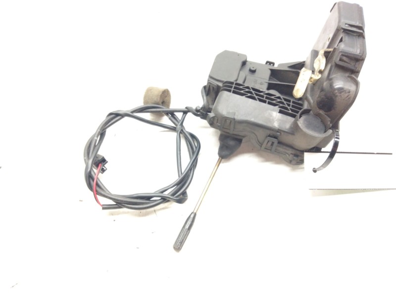 Recambio de cerradura puerta delantera derecha para mercedes-benz clase clk (w209) coupe 270 cdi (209.316) referencia OEM IAM 20