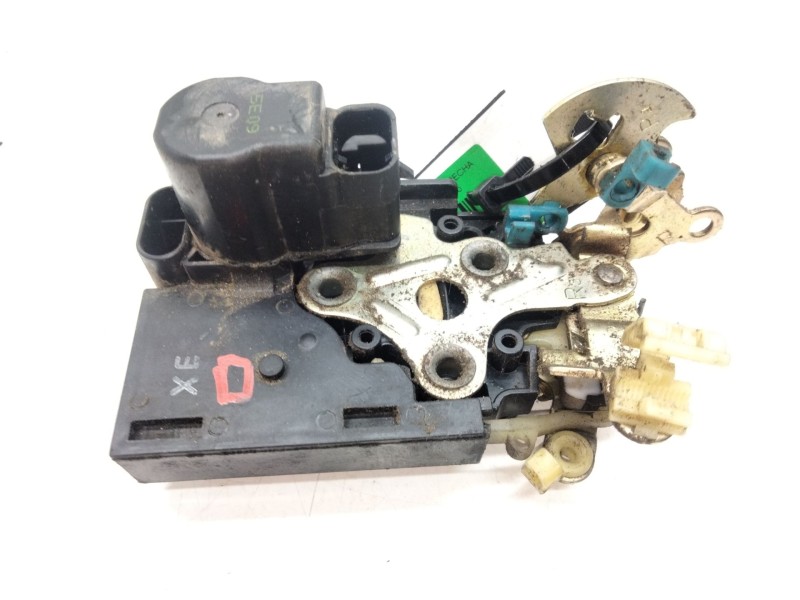 Recambio de cerradura puerta delantera derecha para chevrolet nubira wagon cdx referencia OEM IAM   