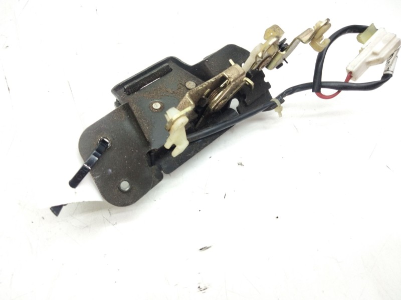 Recambio de cerradura maletero / porton para chevrolet nubira wagon cdx referencia OEM IAM   