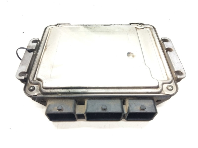 Recambio de centralita motor uce para renault megane ii sedán (lm0/1_) 1.9 dci (lm0g, lm1g, lm2c) referencia OEM IAM 8200391966 