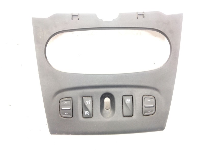 Recambio de mando multifuncion para dacia logan mcv ii stepway referencia OEM IAM   