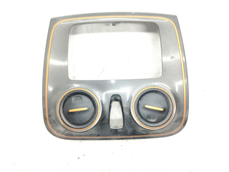 Recambio de aireador central para dacia logan mcv ii stepway referencia OEM IAM 682603655R  