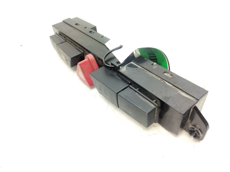 Recambio de warning para kia cee´d drive referencia OEM IAM 937001H000  