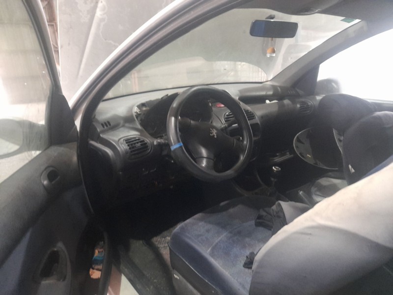 peugeot 206 fastback (2a/c) del año 2000