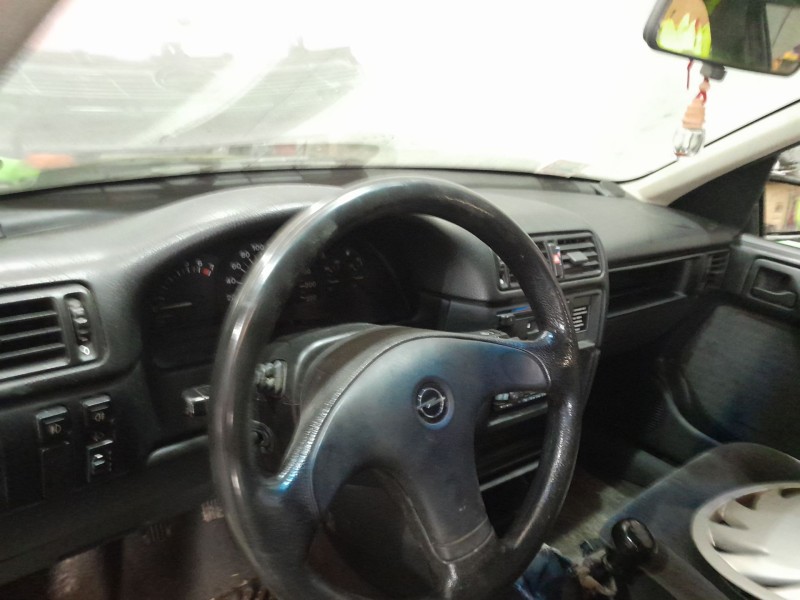 opel vectra a (j89) del año 1993