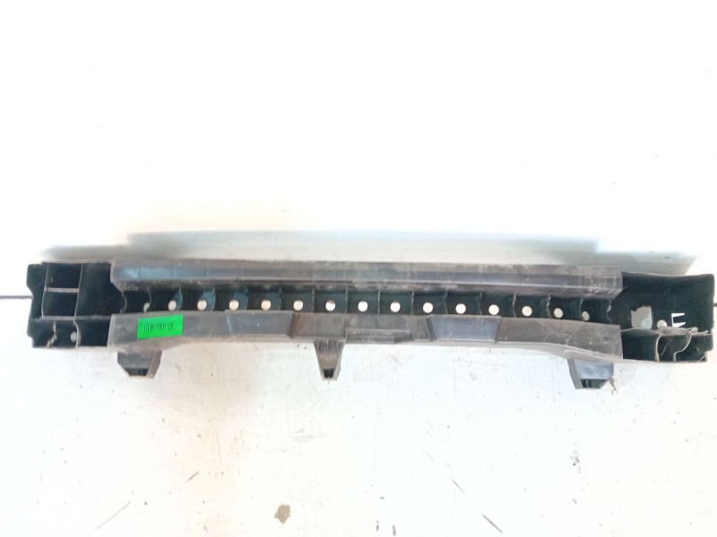 Recambio de refuerzo paragolpes trasero para dacia logan mcv ii stepway referencia OEM IAM   