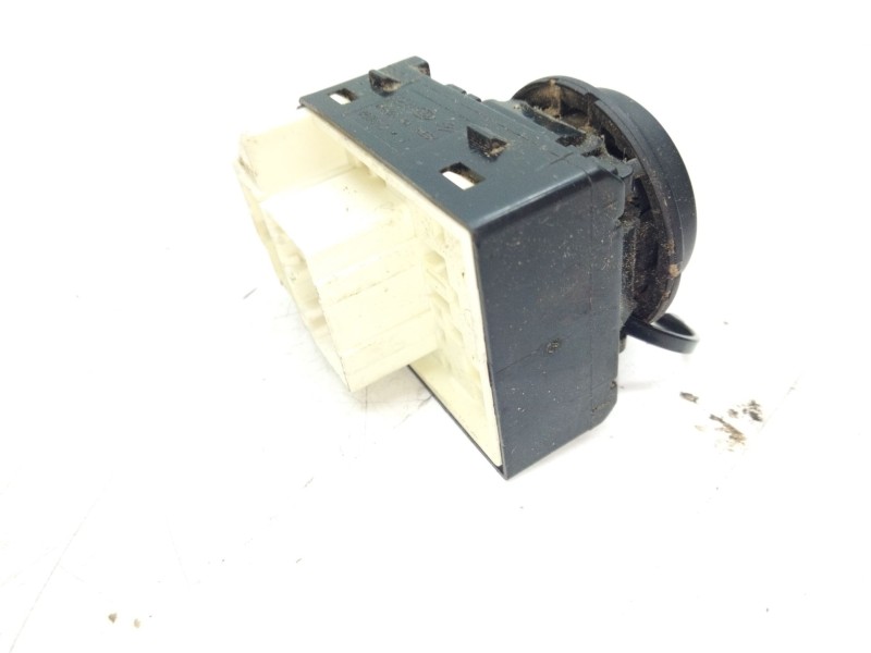 Recambio de mando retrovisor para kia cee´d drive referencia OEM IAM 457480  